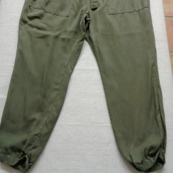 a.n.a  Adjustable Women Pants  Size  P/M - Picture 2 of 6